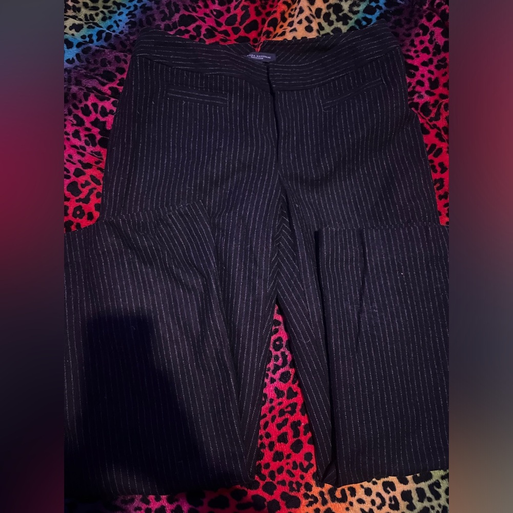 Lowraise Banana Republic flare pinstripe pants